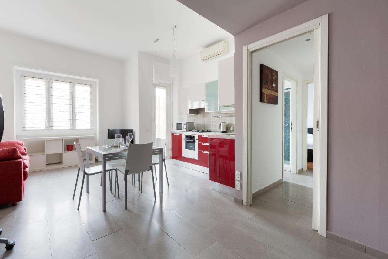 Cozy Apt With Balcony - Mm2 Sant'Agostino Apartment Milan Bagian luar foto