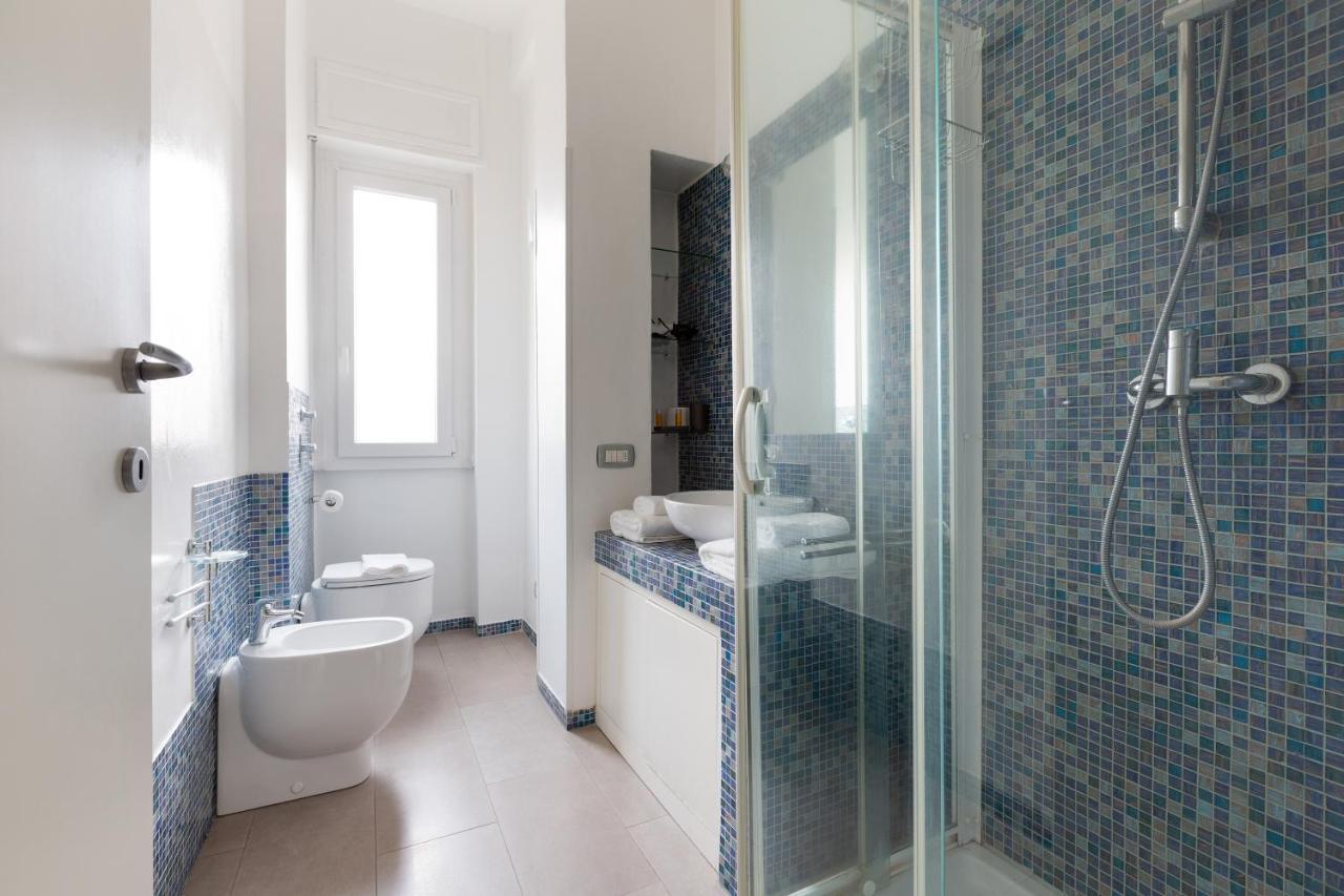 Cozy Apt With Balcony - Mm2 Sant'Agostino Apartment Milan Bagian luar foto